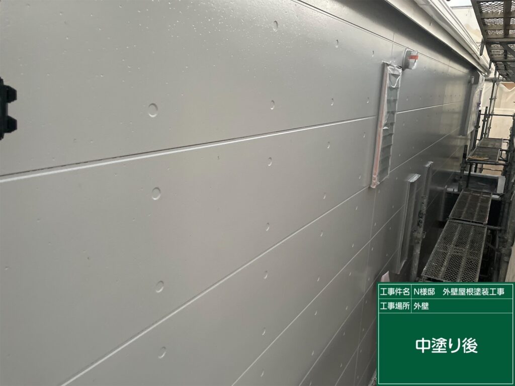 中塗り後です。